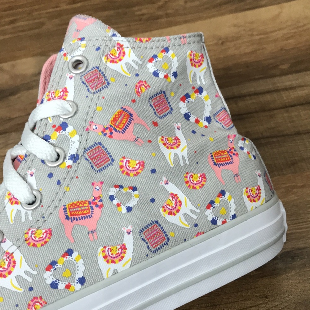 CONVERSE CTAS HIGH TOP BRAND NEW - Picture 7 of 15